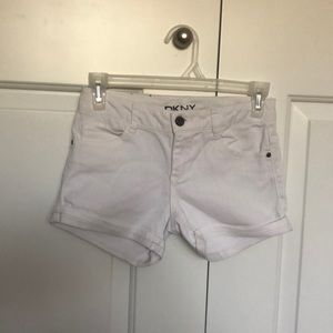 DKNY KIDS WHITE SHORTS